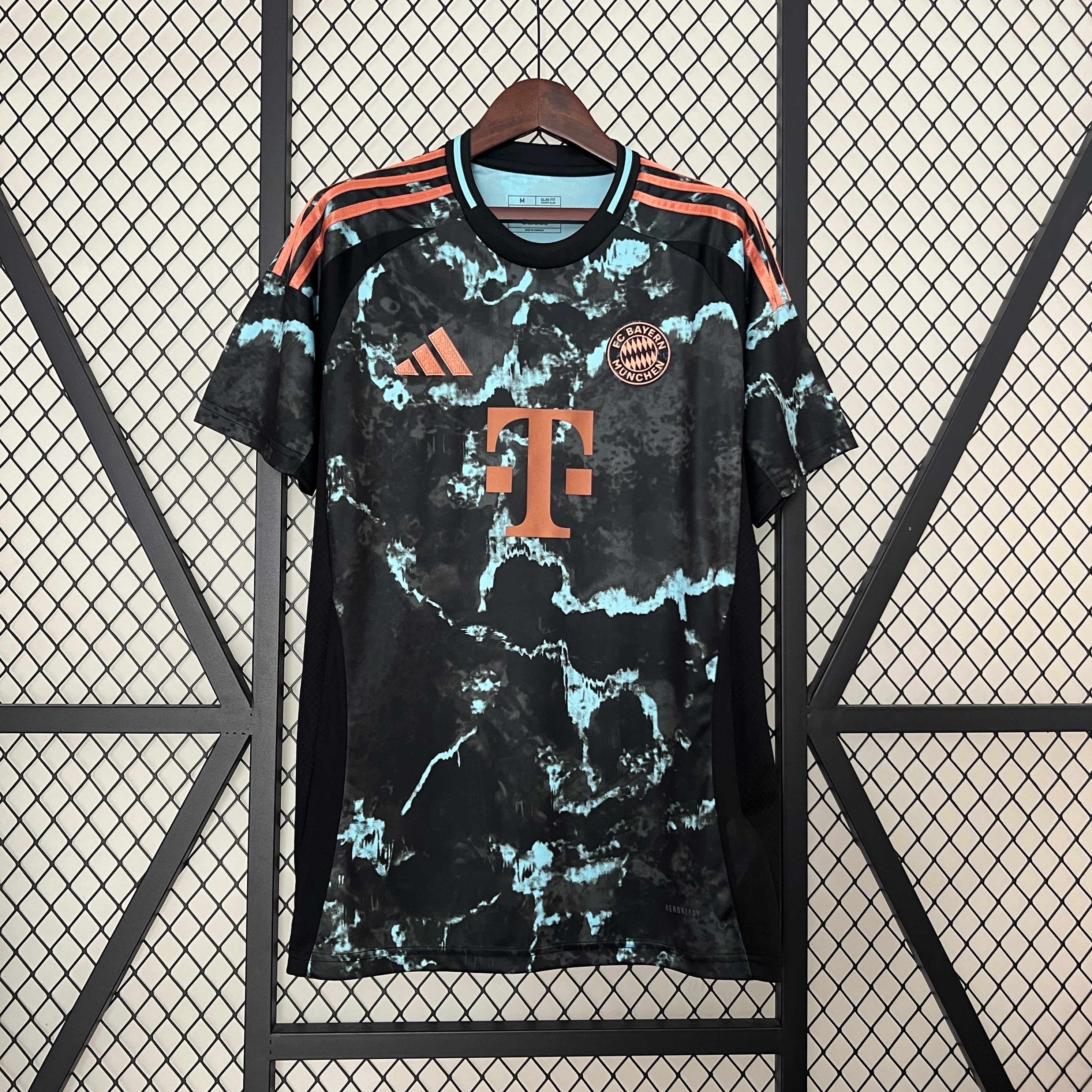 ⚫ Bayern Munich Jersey (Black Marble Edition)