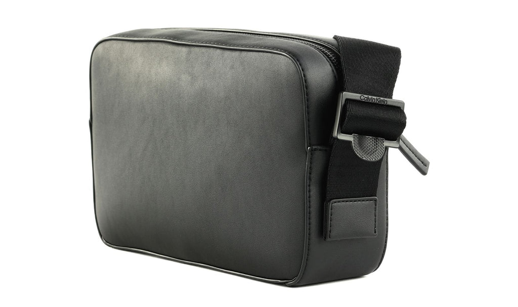 Geantă Calvin Klein Crossbody