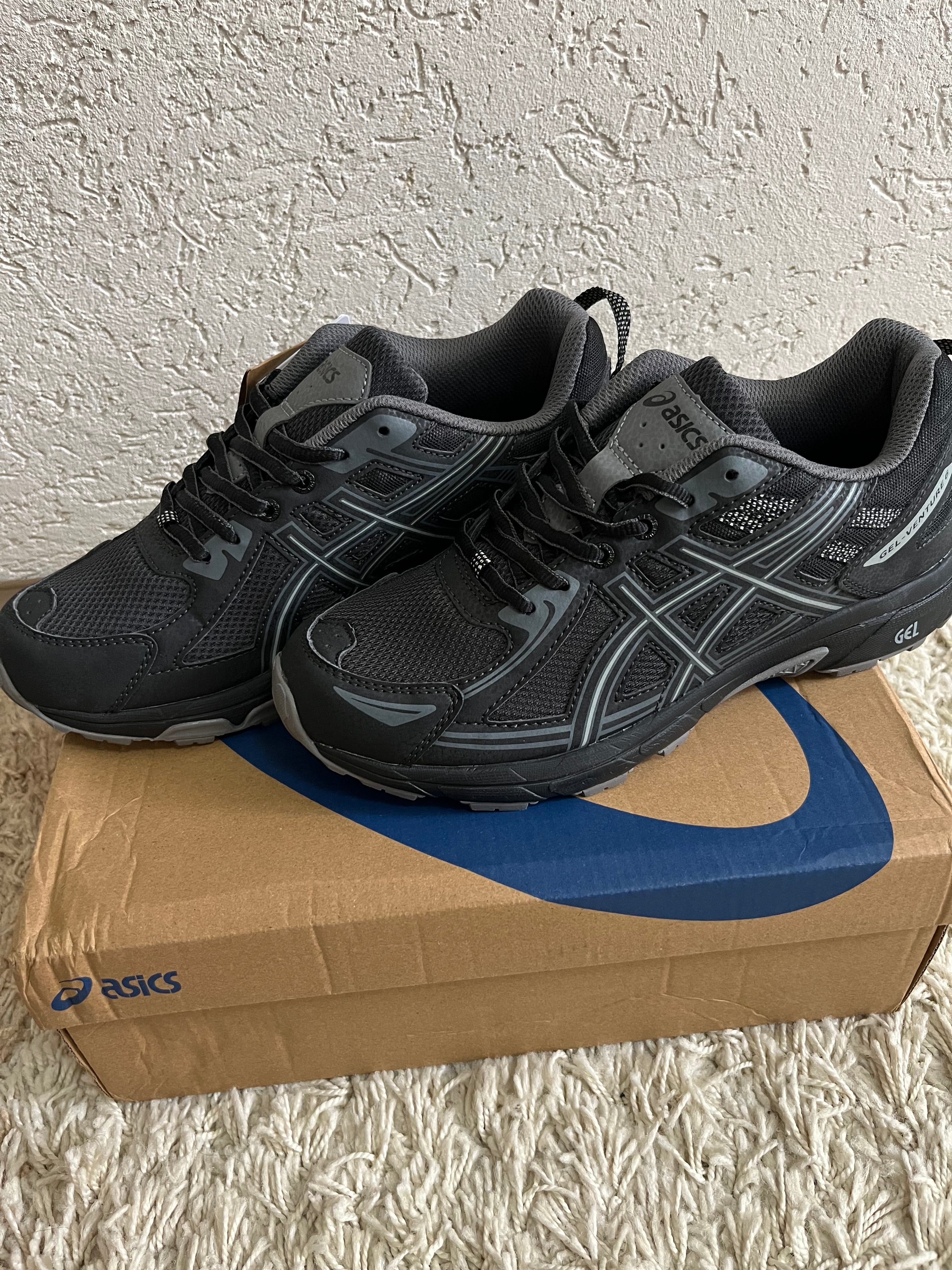 Asics Gel Venture 6