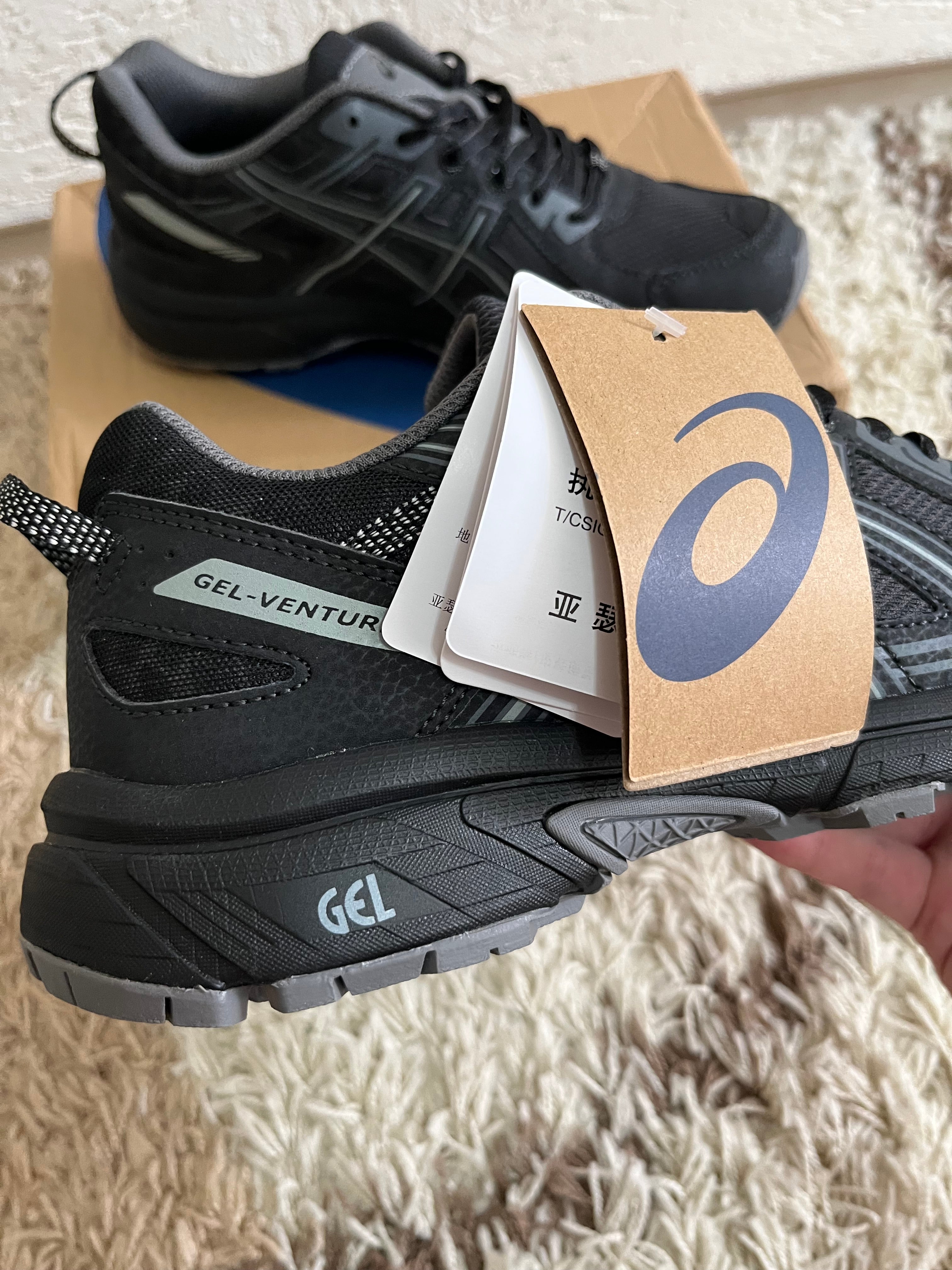 Asics Gel Venture 6