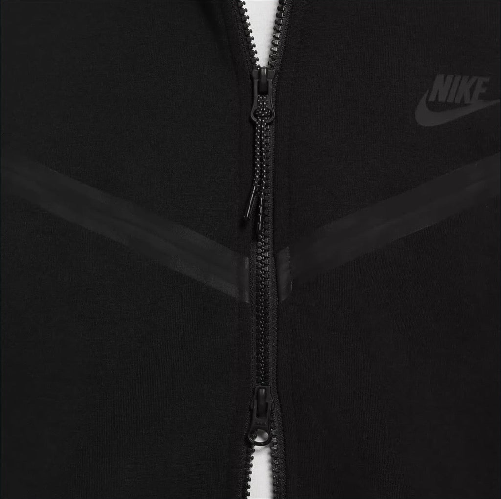 Nike Tech Fleece