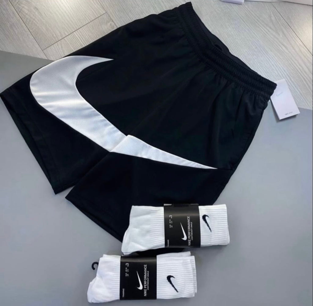NIKE BIG SWOOSH