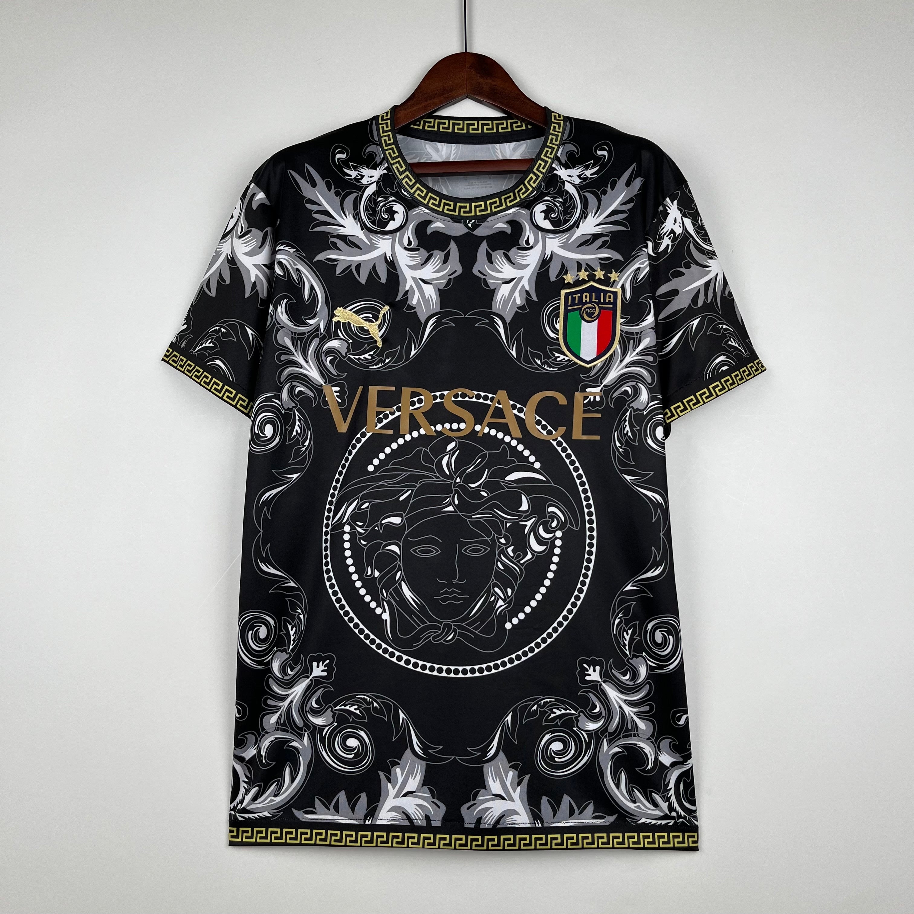 🇮🇹 Italy Luxury Concept Jersey (Black)
