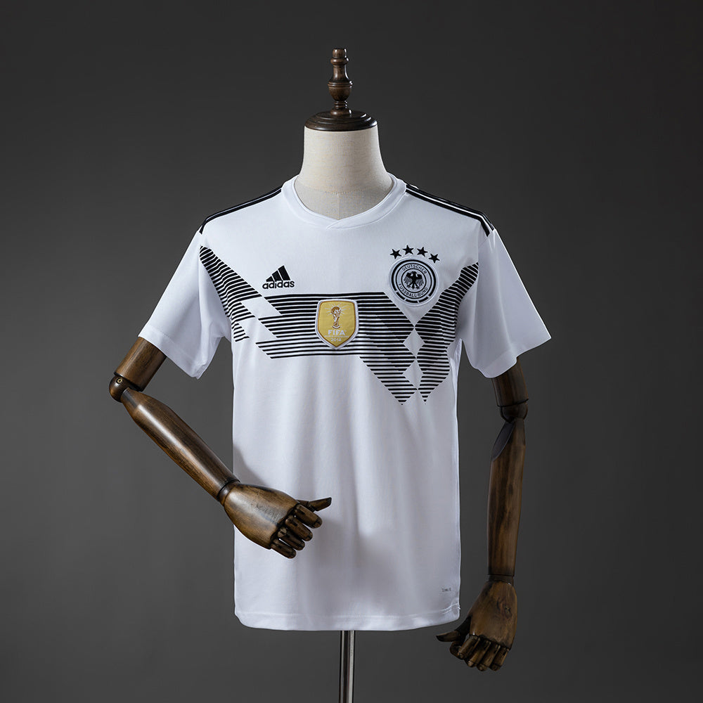 🇩🇪 Germany Classic White Retro
