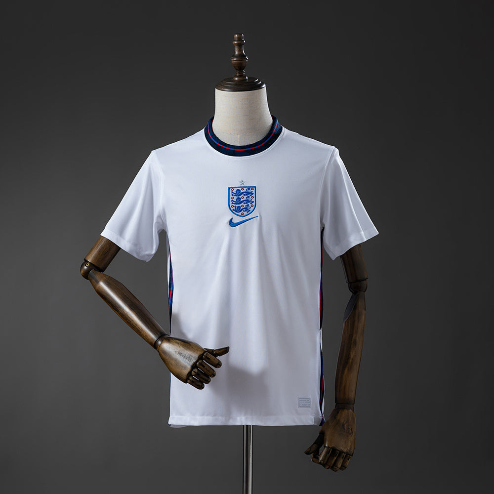 🏴 England Retro White Jersey