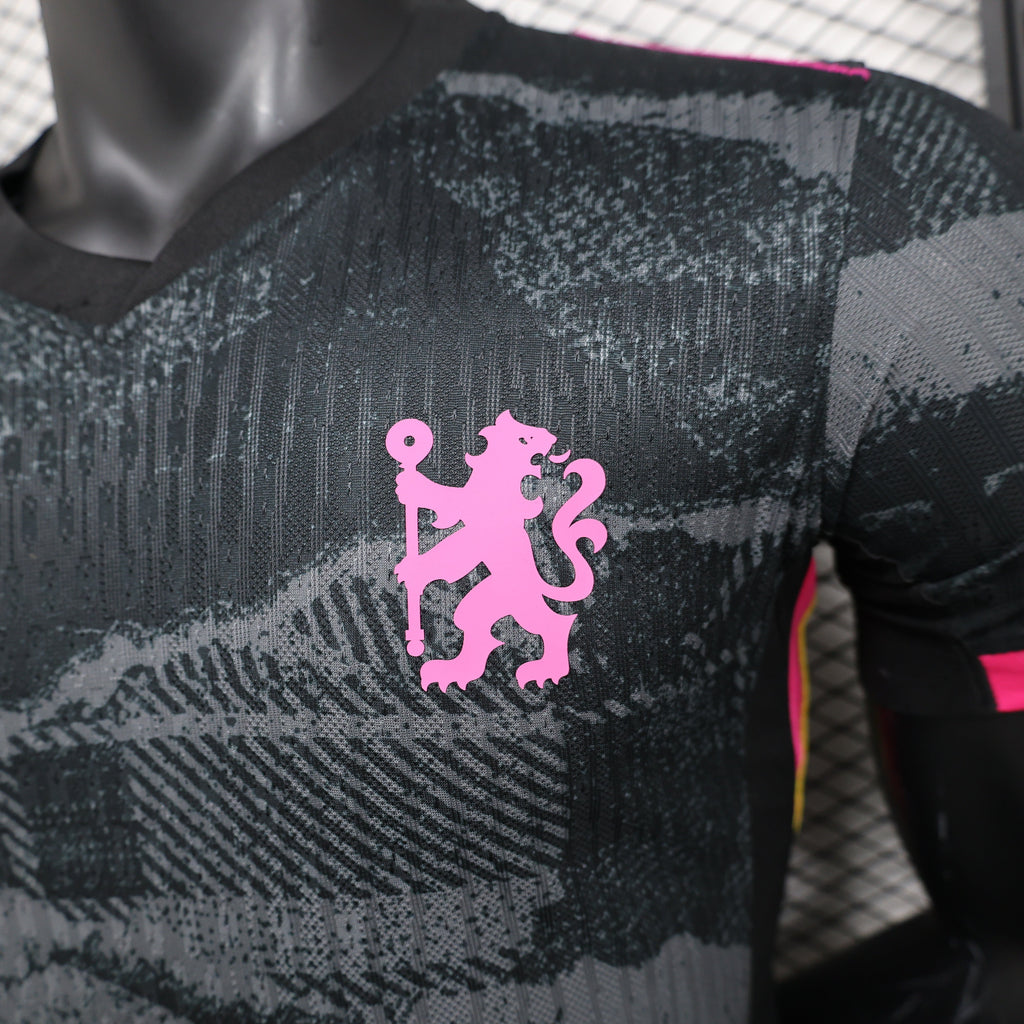 🔵 Chelsea Dark Edition Jersey (Black Strike)
